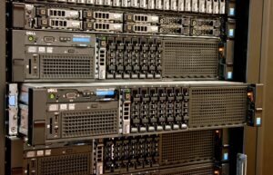 Review từ A-Z Server Dell r730: Về Hiệu Suất, Tính Năng & Giá Cả